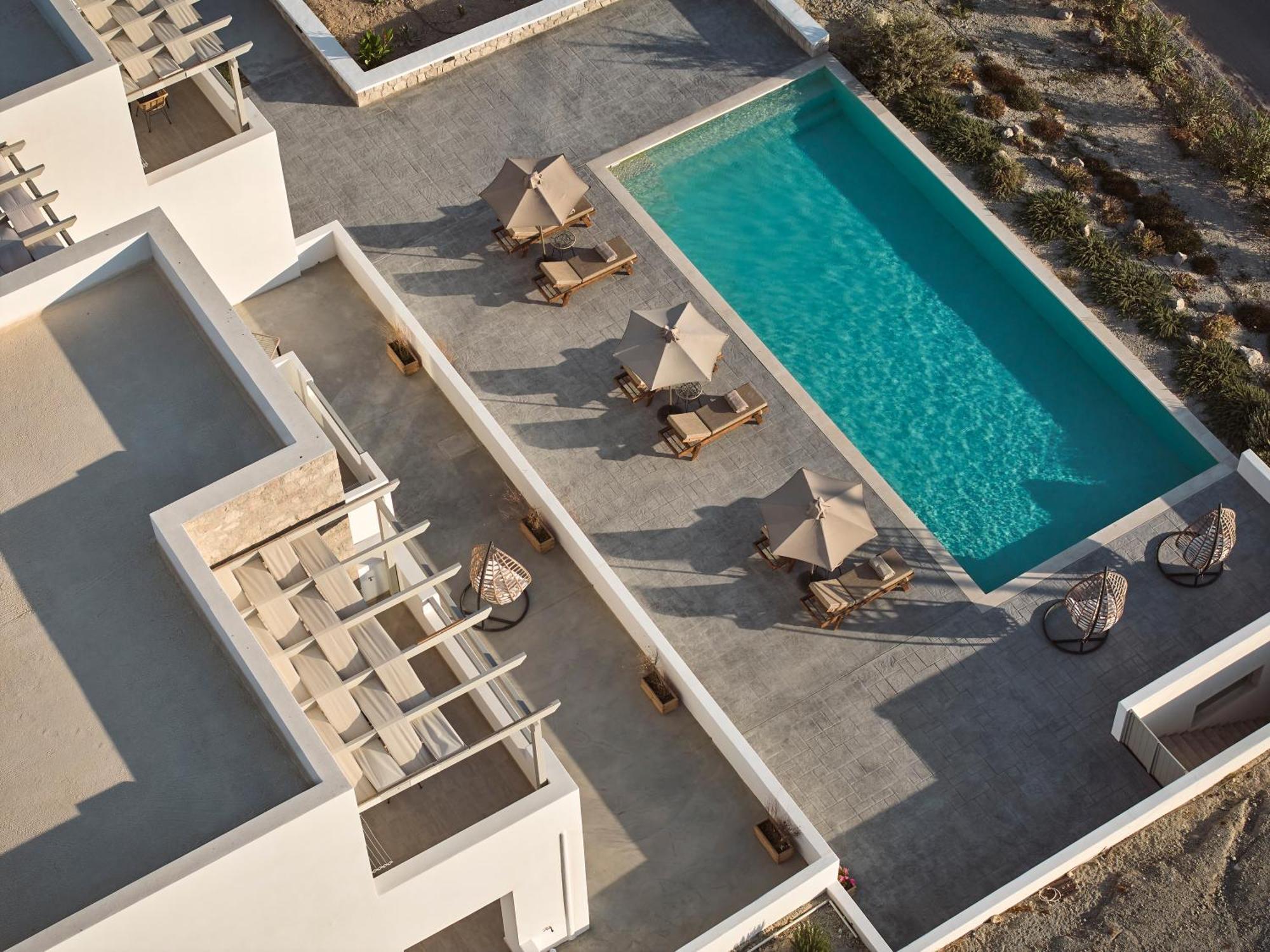 Kedros Milos Suites Adámas Eksteriør bilde