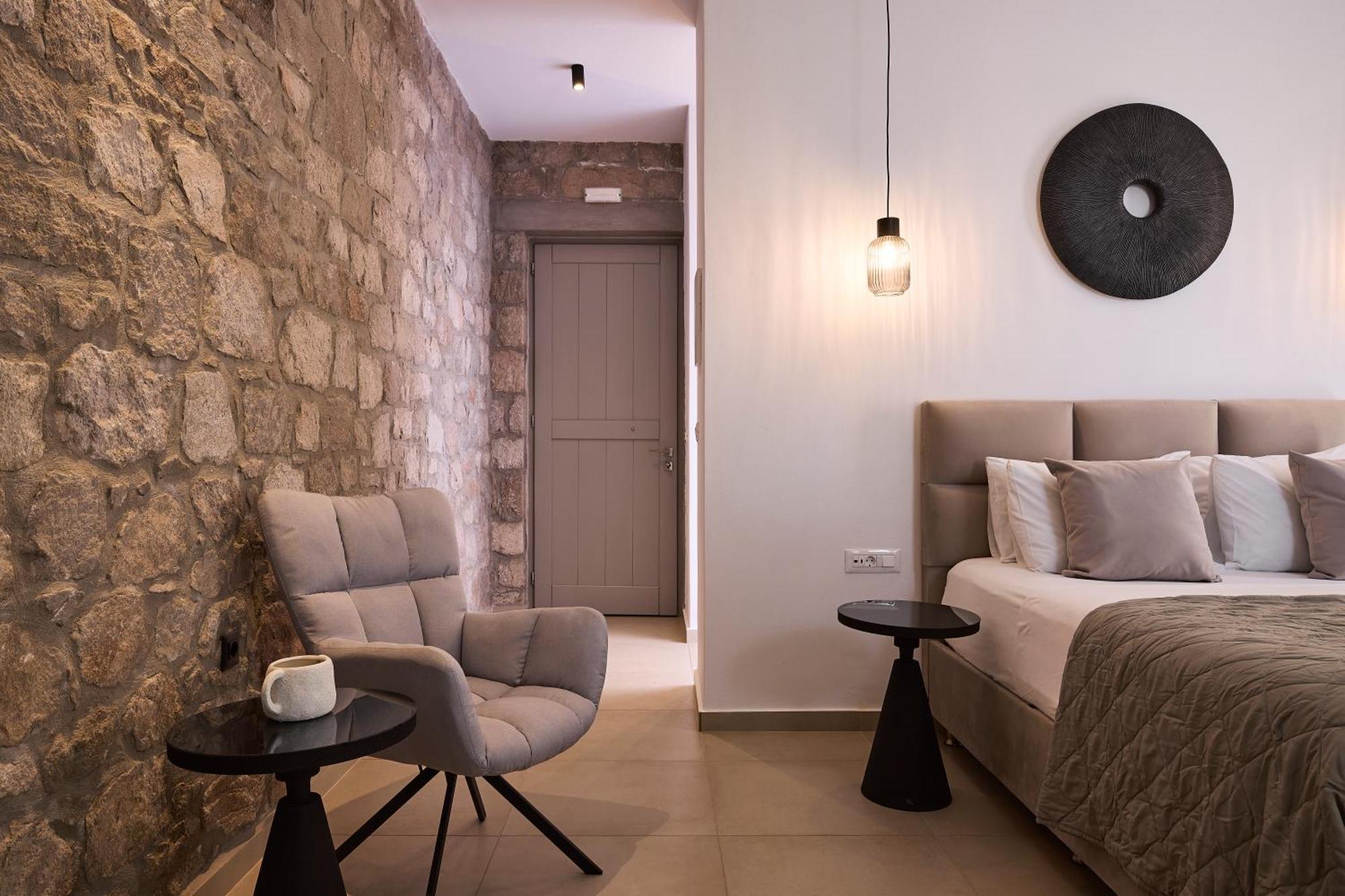 Kedros Milos Suites Adámas Eksteriør bilde